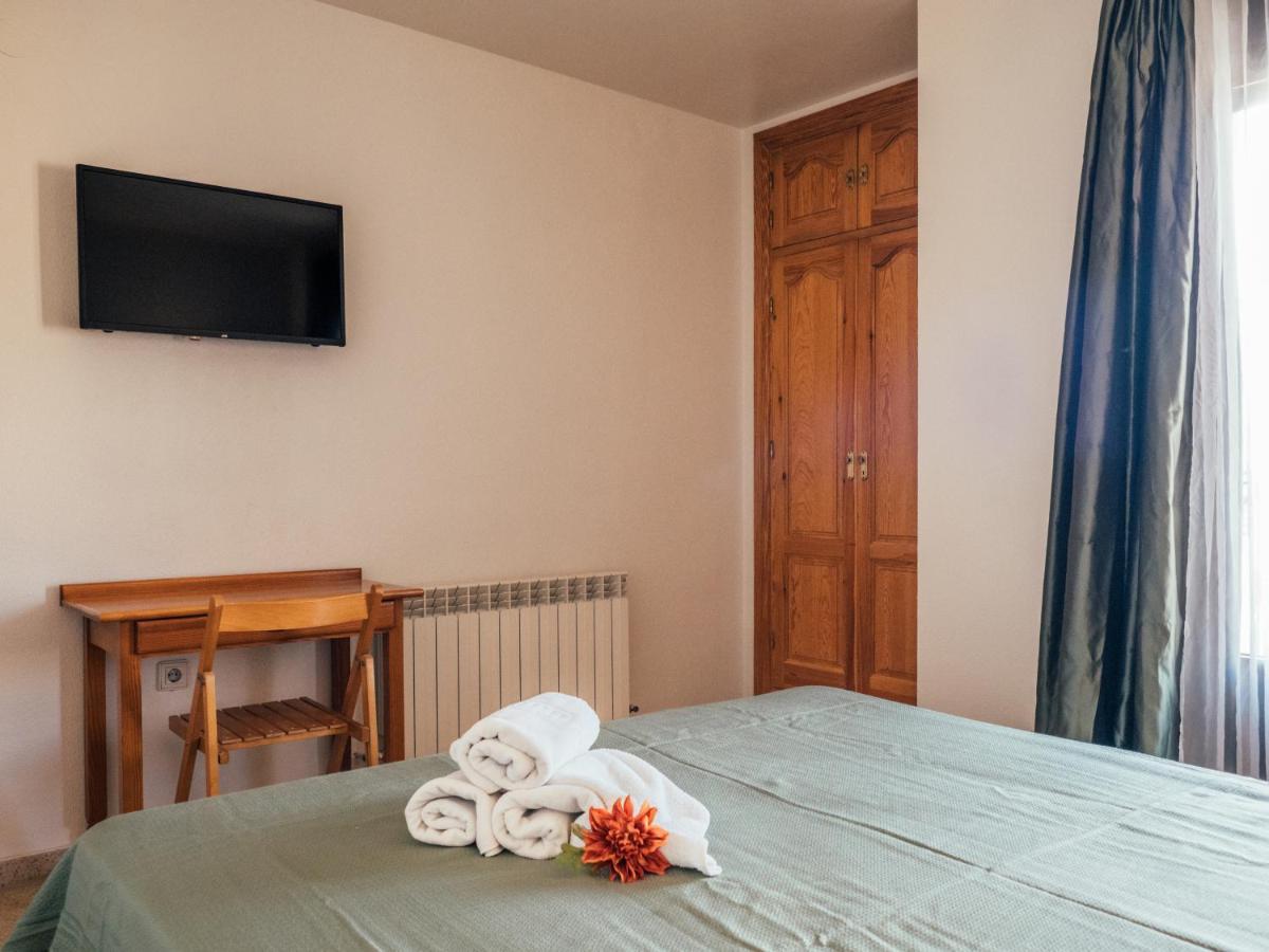 Hotel Valmar Villar de Olalla Buitenkant foto