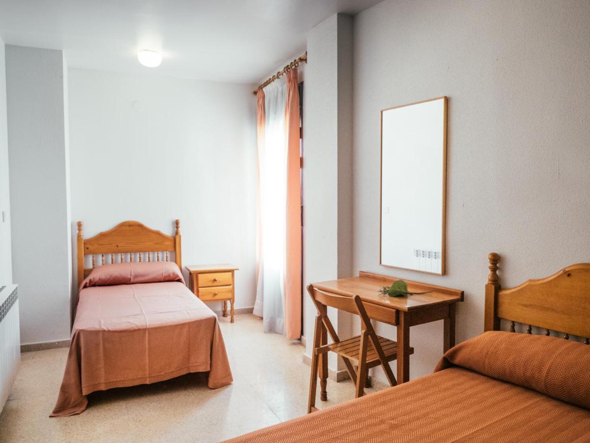 Hotel Valmar Villar de Olalla Buitenkant foto
