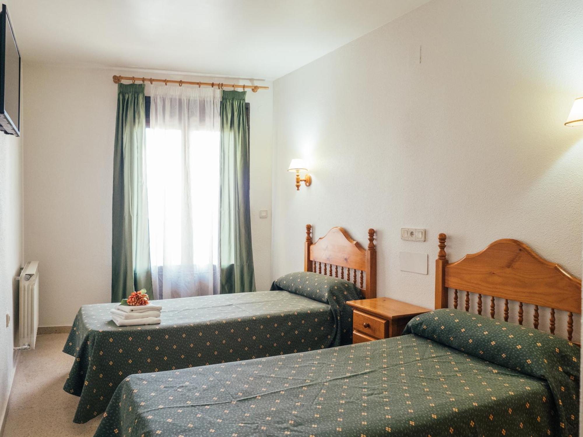 Hotel Valmar Villar de Olalla Buitenkant foto